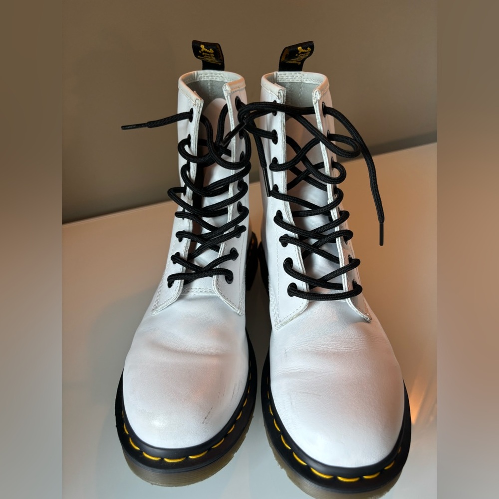 Dr Martens 25057 Boots Women's White Smooth Leather Doc